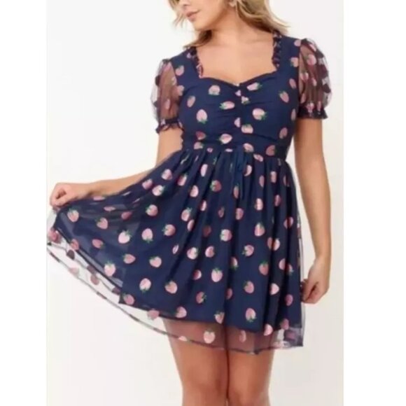 Smak Parlour Strawberry Dress - Picture 2 of 6